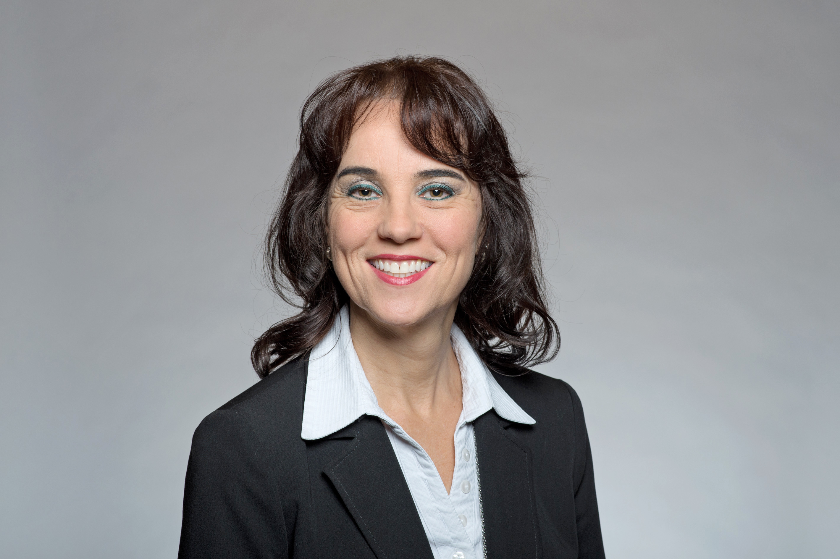 Carola Grünfelder Senior Client Advisor