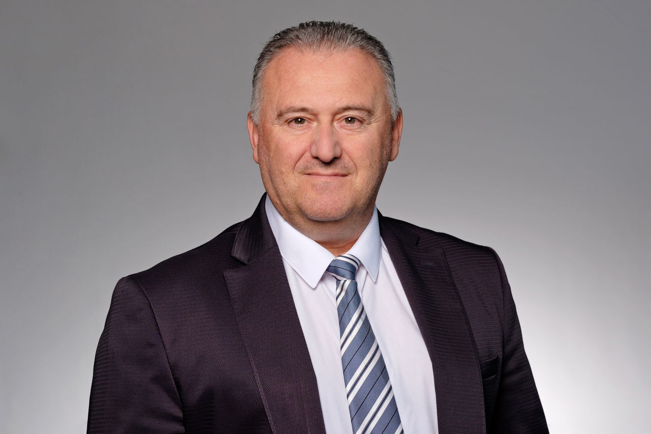 Claudio Salvatore Conseiller à la clientèle senior