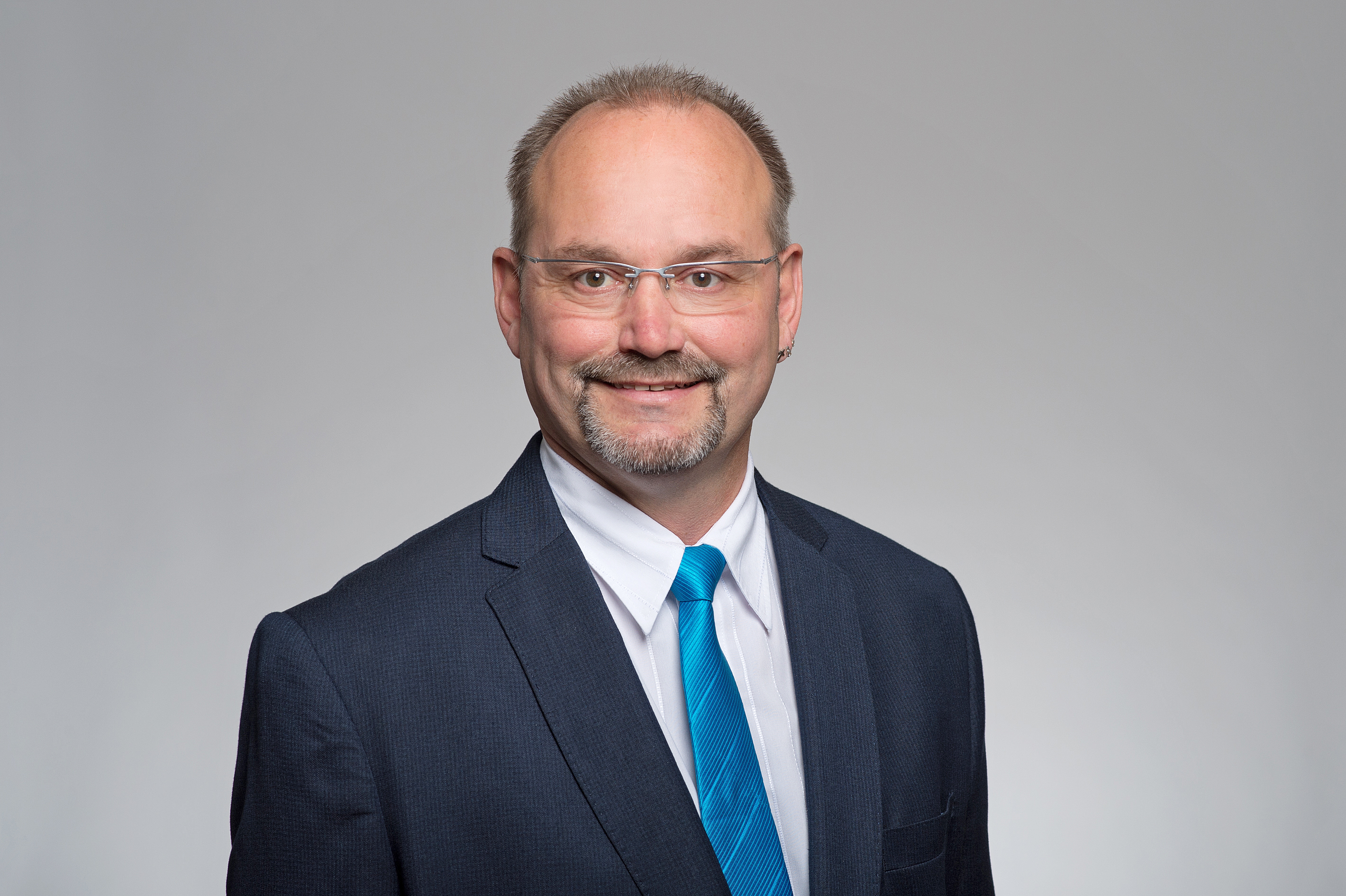 Jan Vauclair Client Service Officer