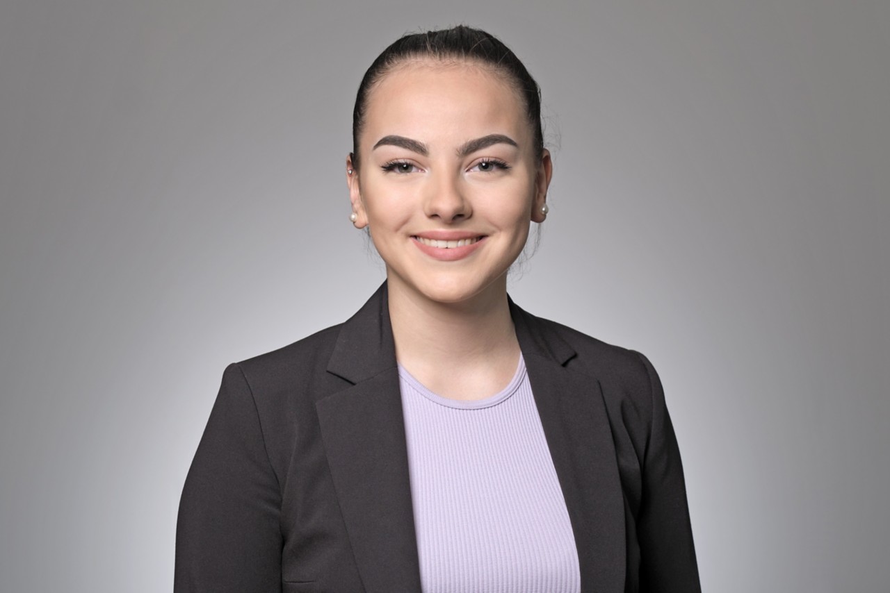 Ajlin Sahinovic Client Service Officer