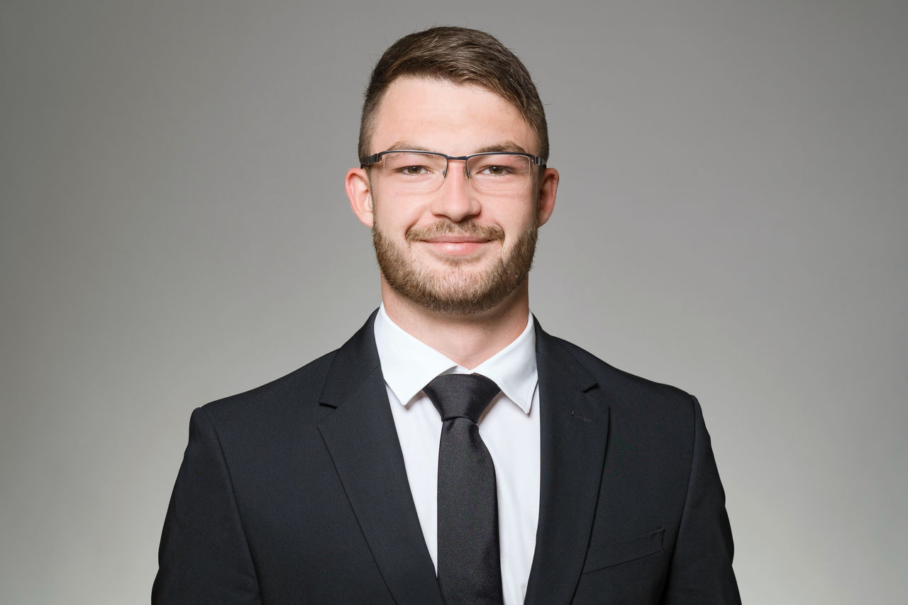 Luka Gutknecht Coll. du service-clientèle