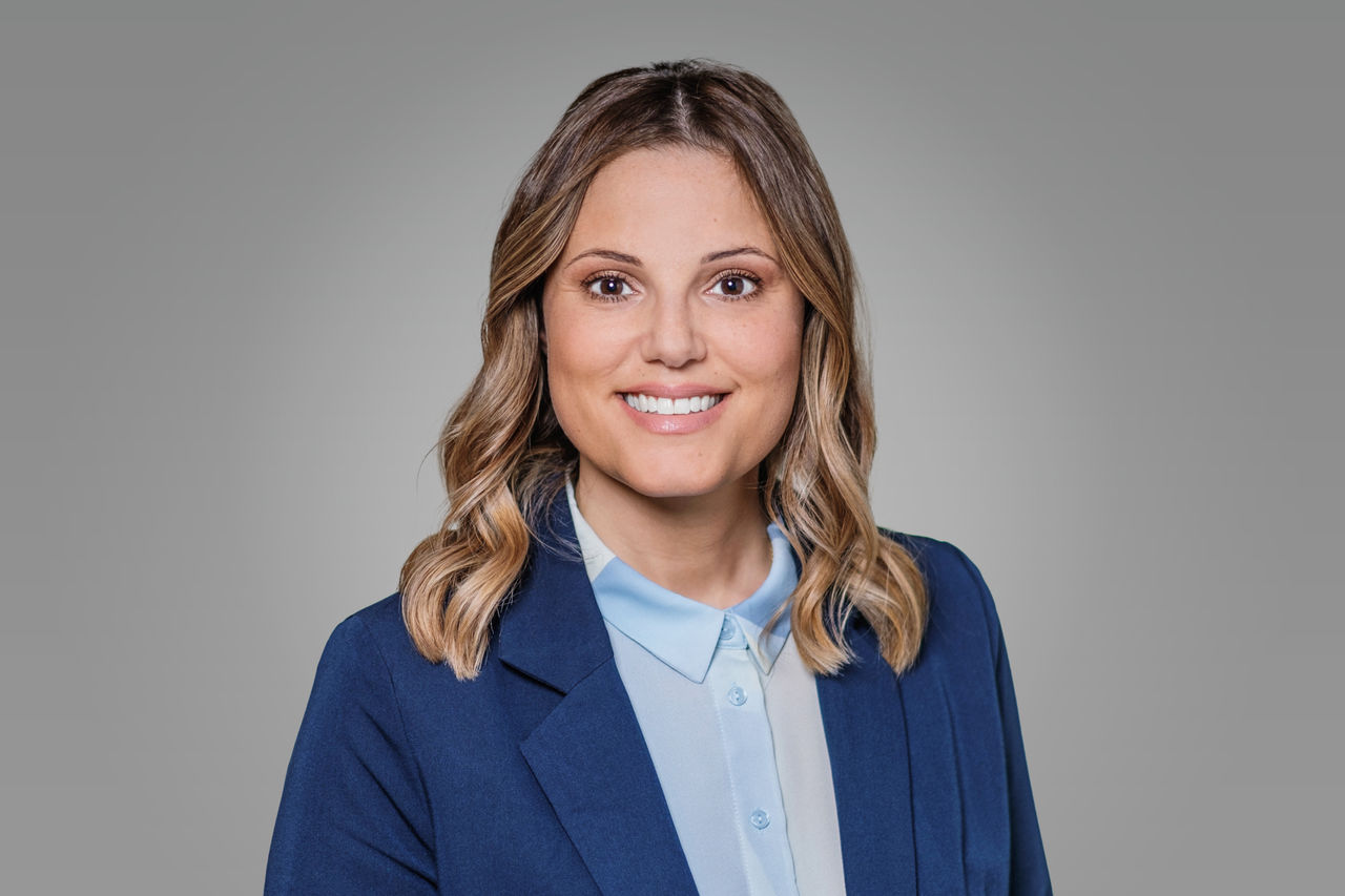 Daniela Pascariello Client Advisor